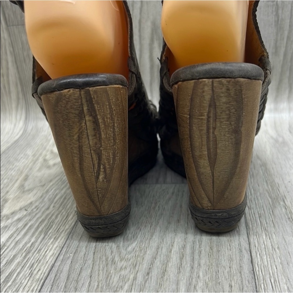 Very Volatile Dark Gray and Brown Wedge Sandals - Picture 6 of 11